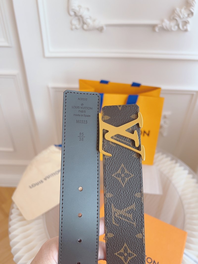 l0vis Vvtt0n belts
